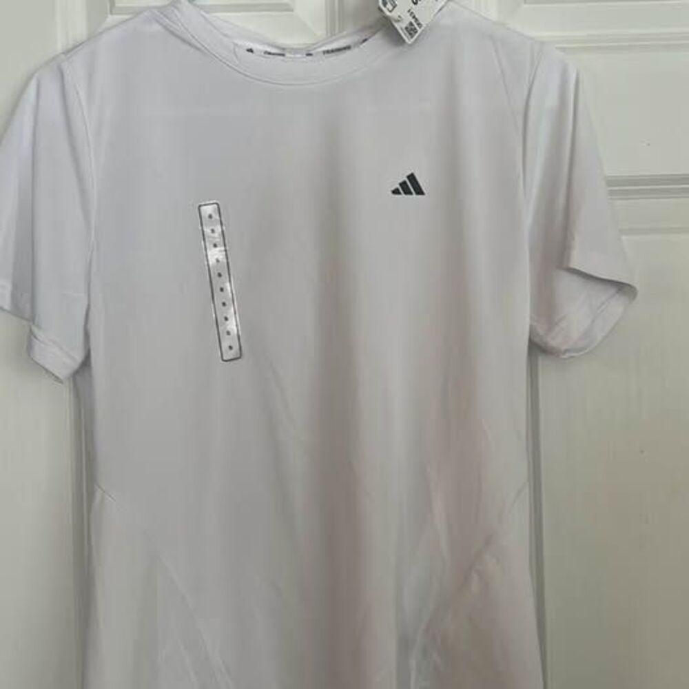 NWT adidas women’s small